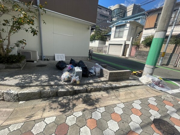 サンロイヤル芦屋川の物件外観写真